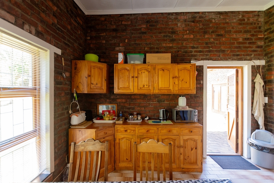 4 Bedroom Property for Sale in Middedorp Western Cape